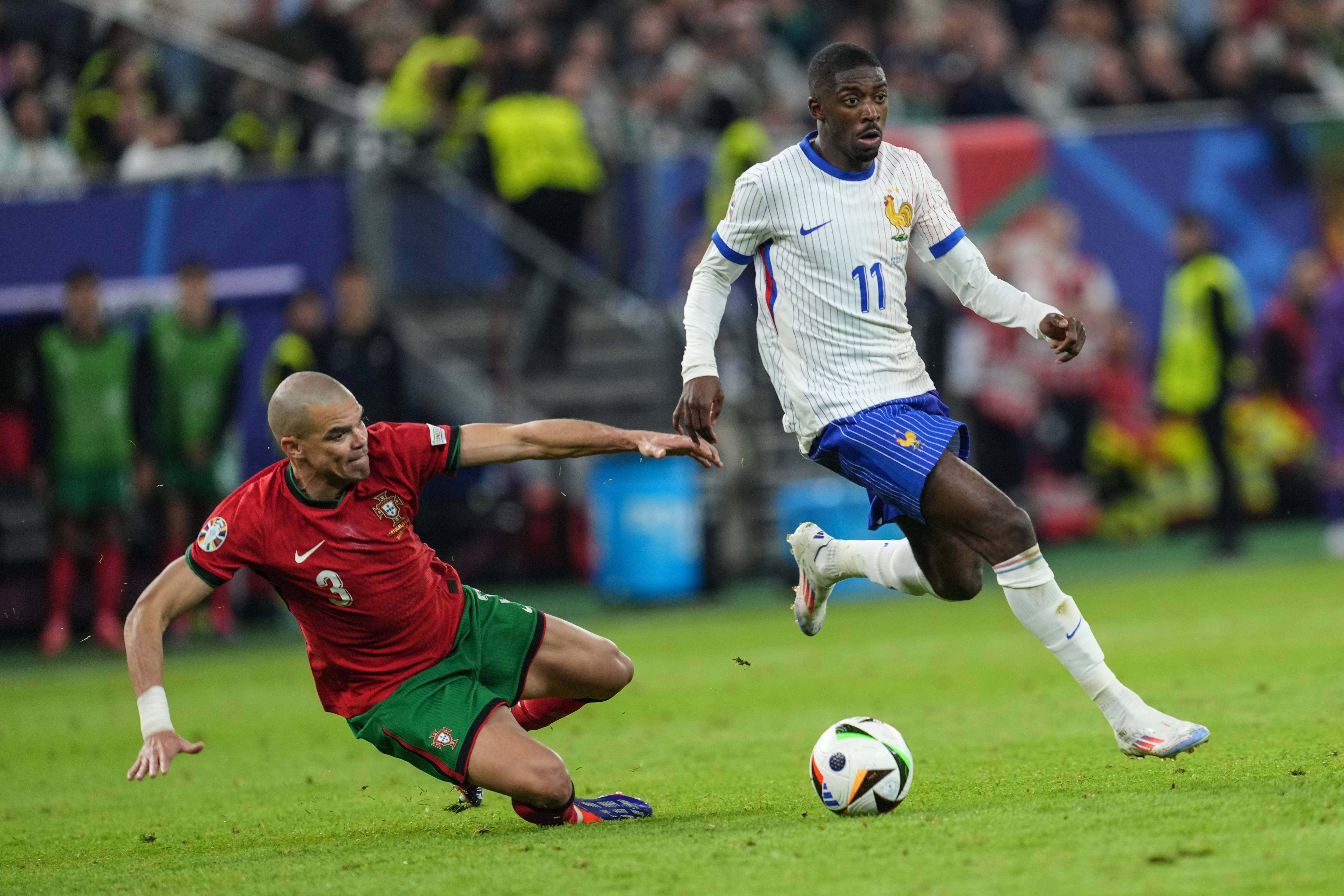 关于C罗重返赛场，领先优势明显首场状态出色，切尔西观众沸腾！的信息-九游会网站平台